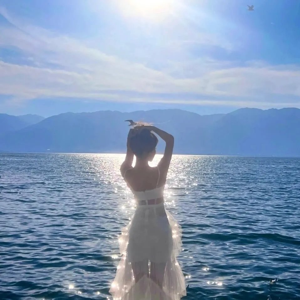 妈妈葬礼当天我手撕渣男