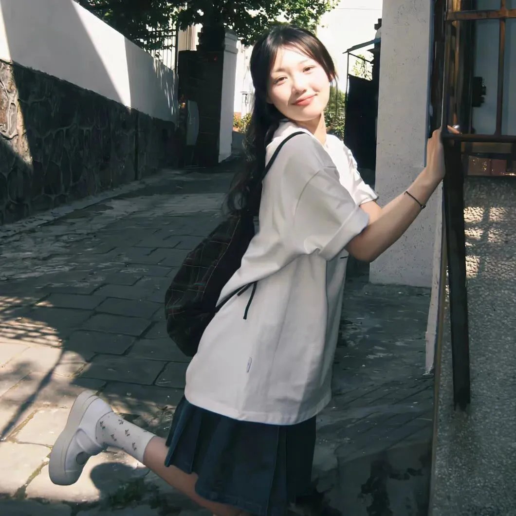 闪婚后，大叔每天狂宠我